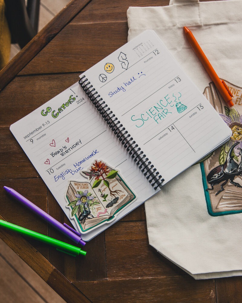 Book Worm Weekly Academic Planner
