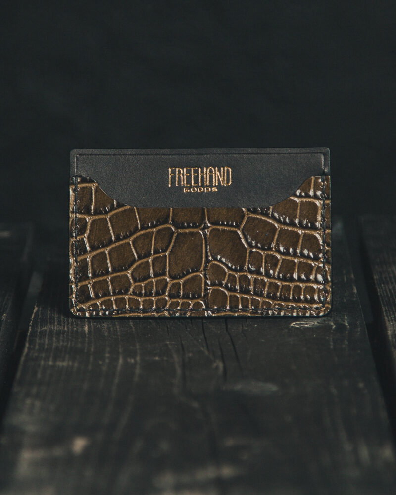 Gator Stamped Leather Colonial Cardholder