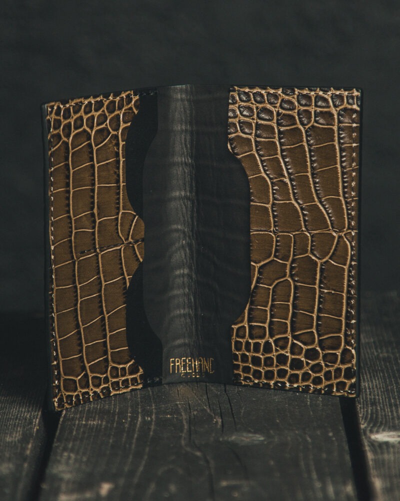 Gator Stamped Leather Fairbanks Passport Wallet