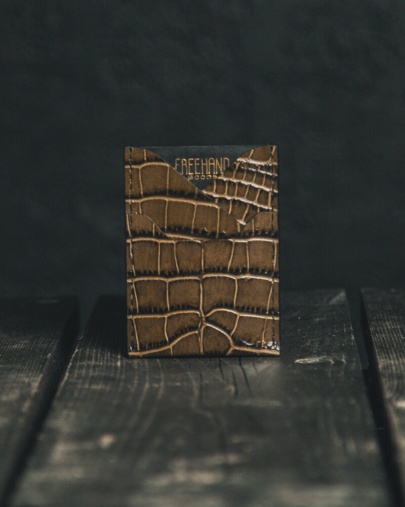 Gator Stamped Leather Semoran Cardholder
