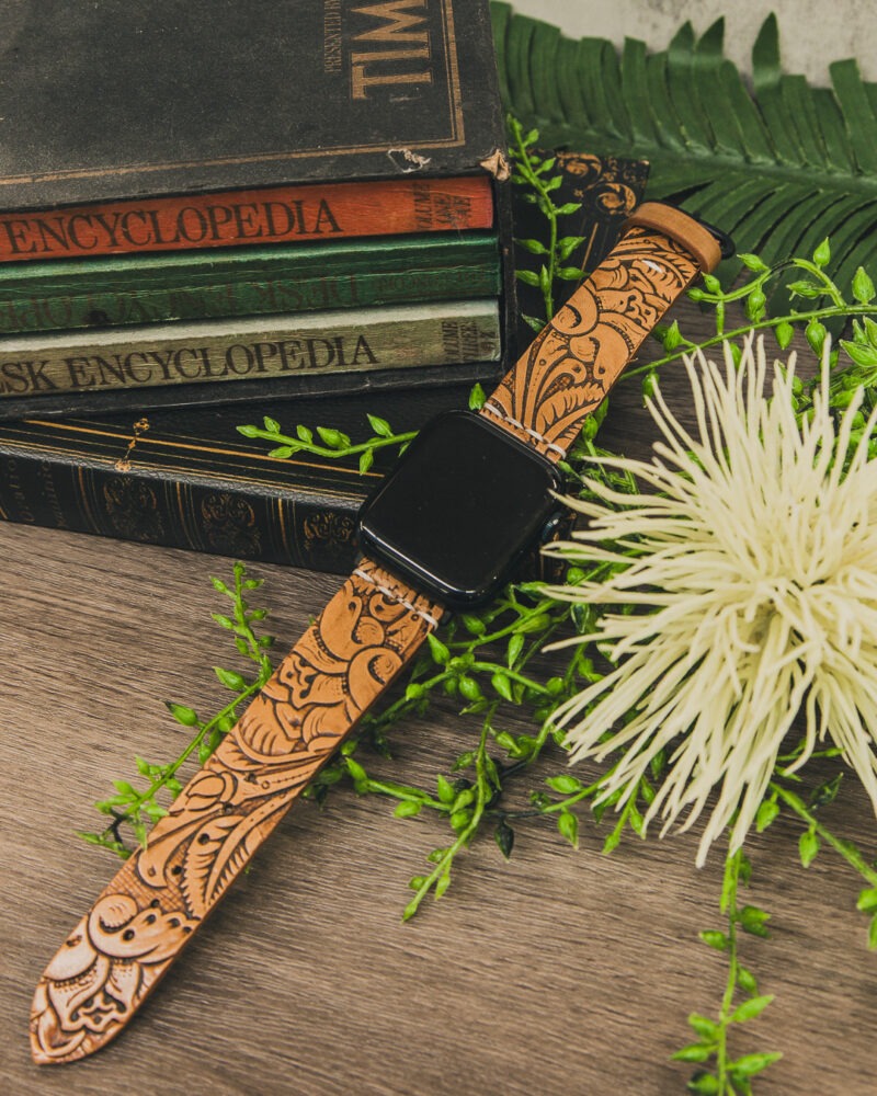 Tooled Summerlin Leather Apple Watch Band