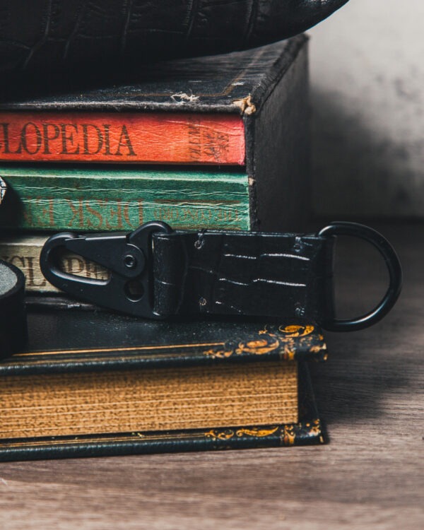 Gator Stamped Leather 441 Gorilla Keeper