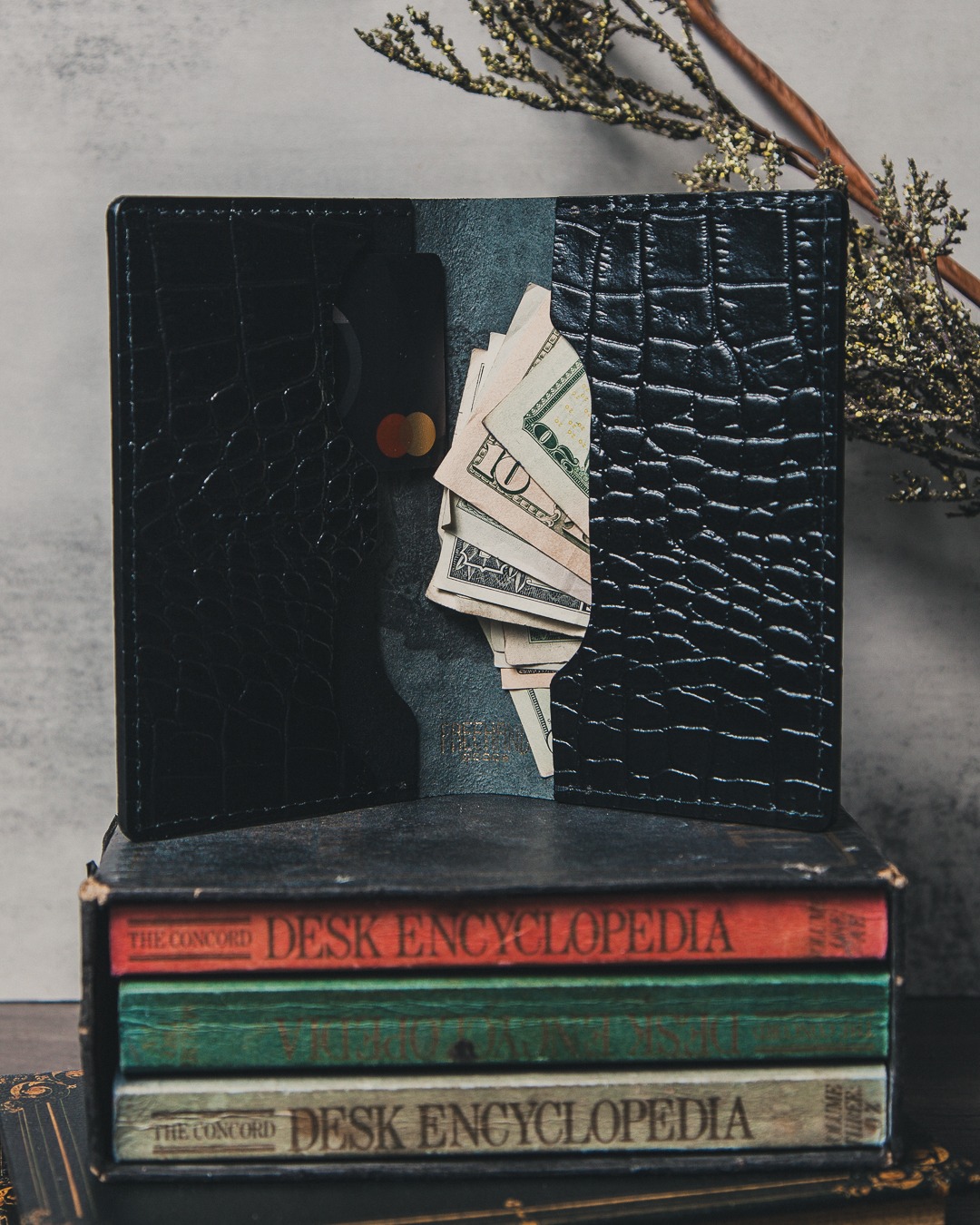 Gator Stamped Leather Fairbanks Passport Wallet