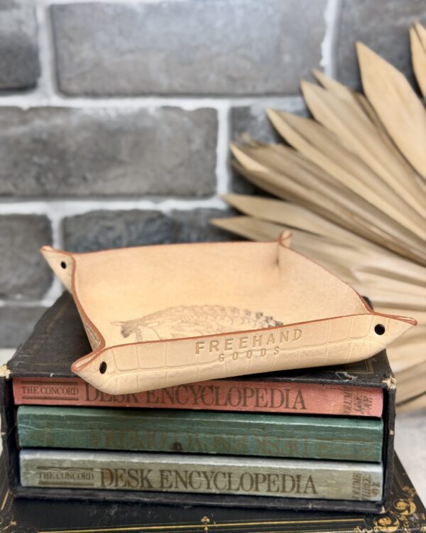 Gator Stamped Leather Lee Catch All